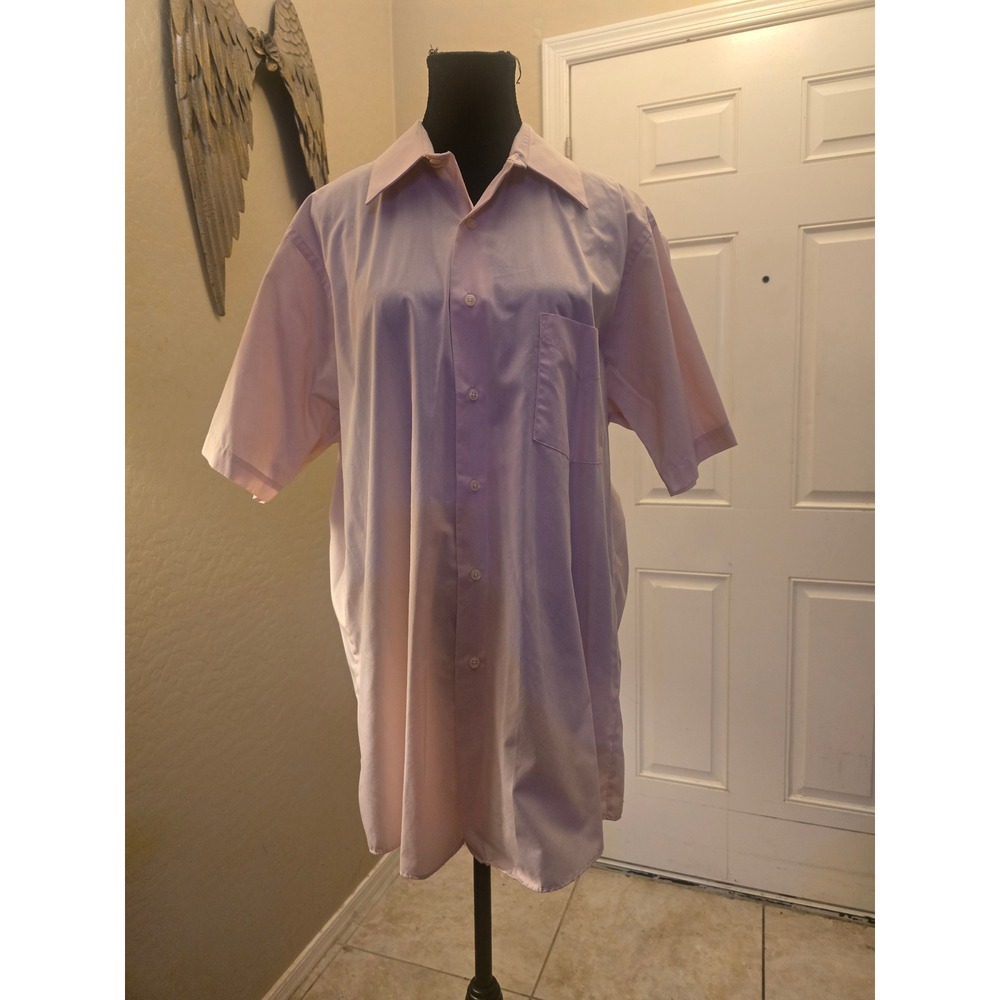 Van Heusen Mens Pink Poplin Short Sleeve Button Down Shirt Size 16 Wrinkle Free